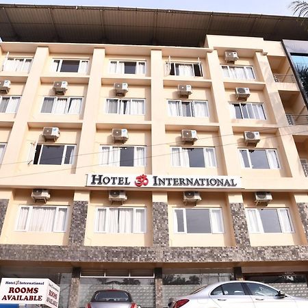 Hotel Om International Гокарна Екстер'єр фото